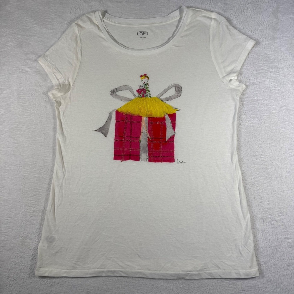 LOFT White Graphic T-Shirt L Girl Dog Gift Box Sequin Yellow Mesh Tutu Glitter